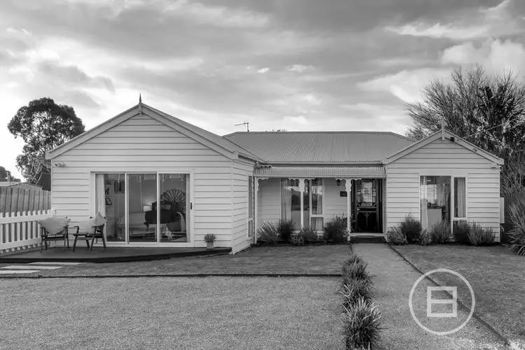 4 Wakool Avenue
