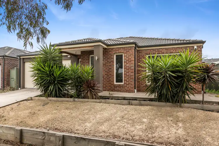 100 Ribblesdale Avenue, Wyndham Vale VIC 3024