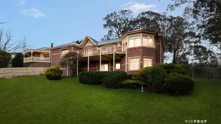 60 Deep Creek Drive, Doncaster East VIC 3109