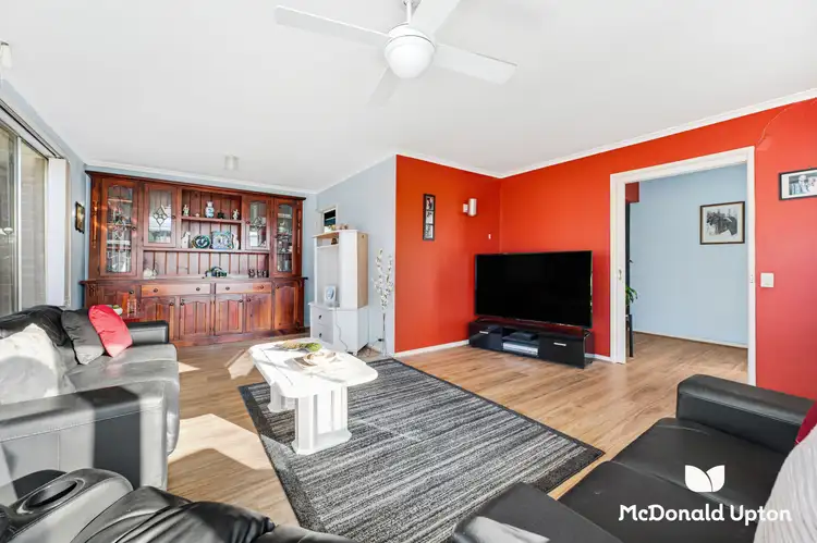 Fourth view of Homely house listing, 18 Parnell Crescent, Gladstone Park VIC 3043