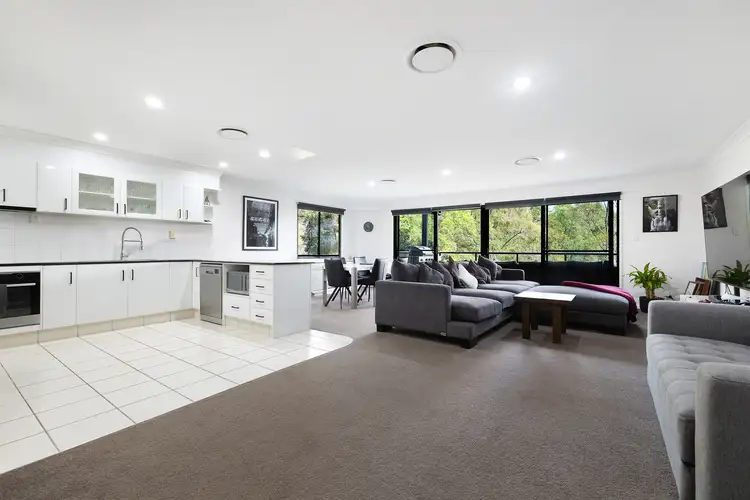 20/2 Ridgeline Way, Highland Park QLD 4211