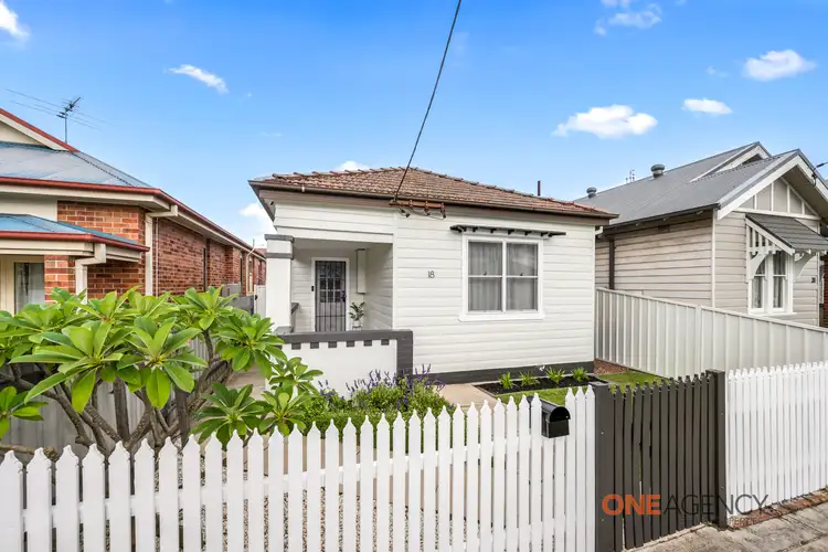 18 Baker Street, Mayfield NSW 2304