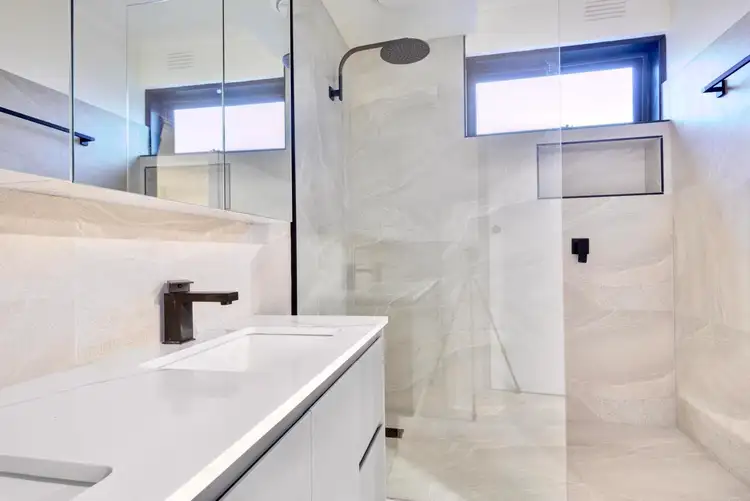 Third view of Homely apartment listing, 10/23 Elphin Grove, Hawthorn VIC 3122