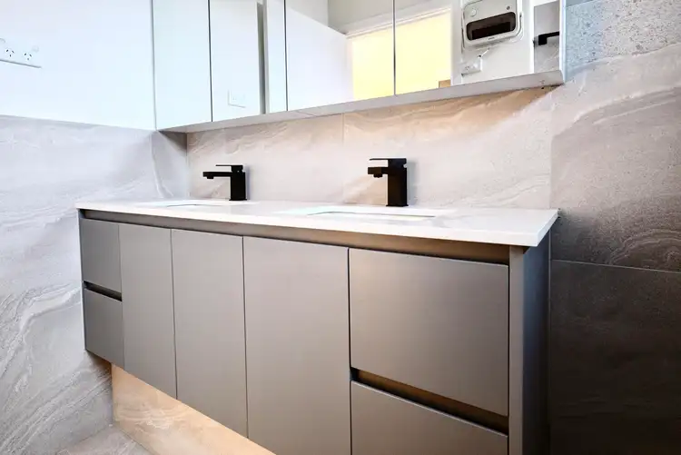 Fifth view of Homely apartment listing, 10/23 Elphin Grove, Hawthorn VIC 3122