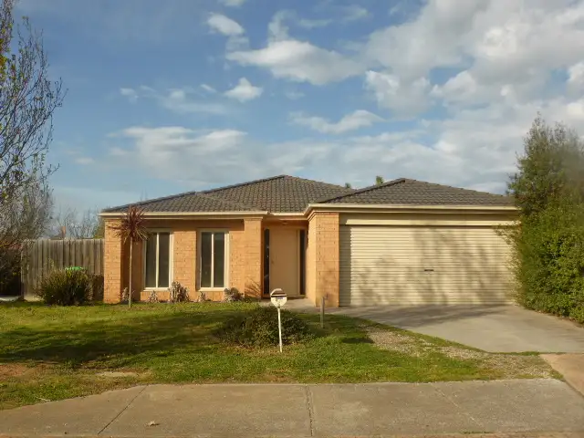 Main view of Homely house listing, 5 Chestnut Grove, Werribee VIC 3030