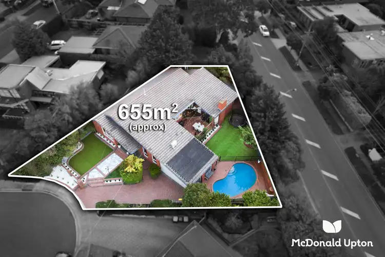 Second view of Homely house listing, 3 Cresta Court, Keilor East VIC 3033