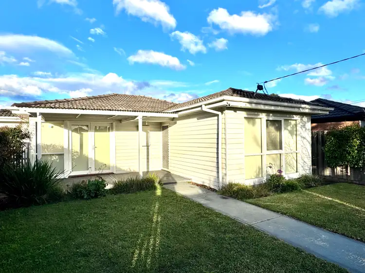 Second view of Homely unit listing, 1/40 Herald Street, Cheltenham VIC 3192