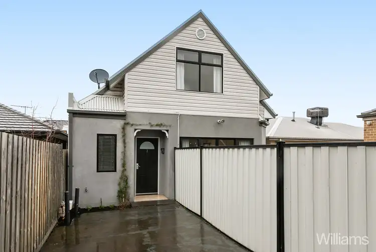 2/145 Mason Street, Newport VIC 3015