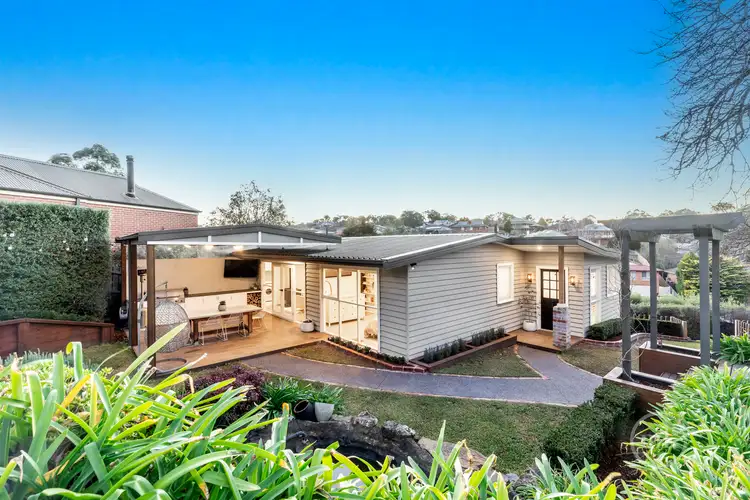 62 Grassy Flat Road, Diamond Creek VIC 3089