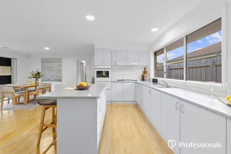 Sixth view of Homely house listing, 2 Claremont Glen, Berwick VIC 3806