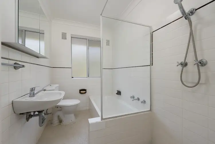 Fourth view of Homely apartment listing, 12/2 Fairway Close, Manly Vale NSW 2093