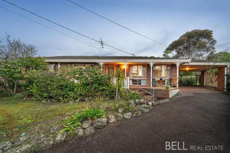 13 Kaltara Close, Vermont South VIC 3133