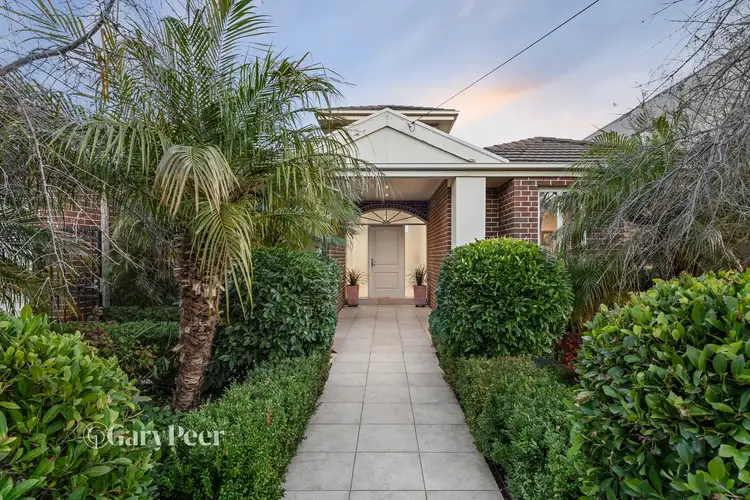 22 Powderham Road