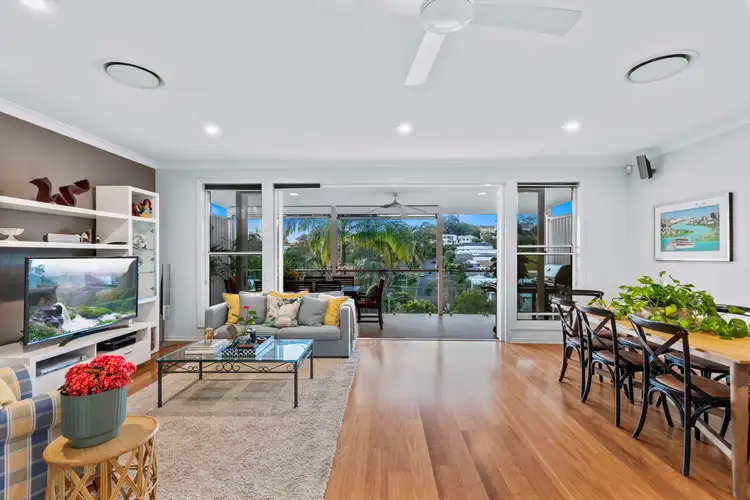 421 Swann Road, St Lucia QLD 4067