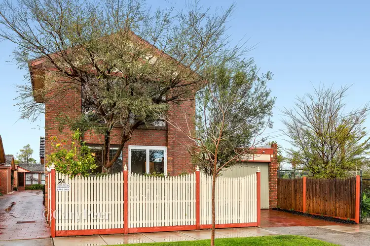 Main view of Homely townhouse listing, 2/24 Gerald Street, Murrumbeena VIC 3163