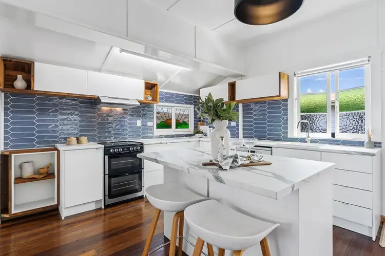 25 Frank Street, Scarborough QLD 4020