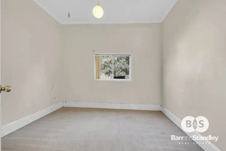 Sixth view of Homely house listing, 2 Hawthorne Avenue, Collie WA 6225