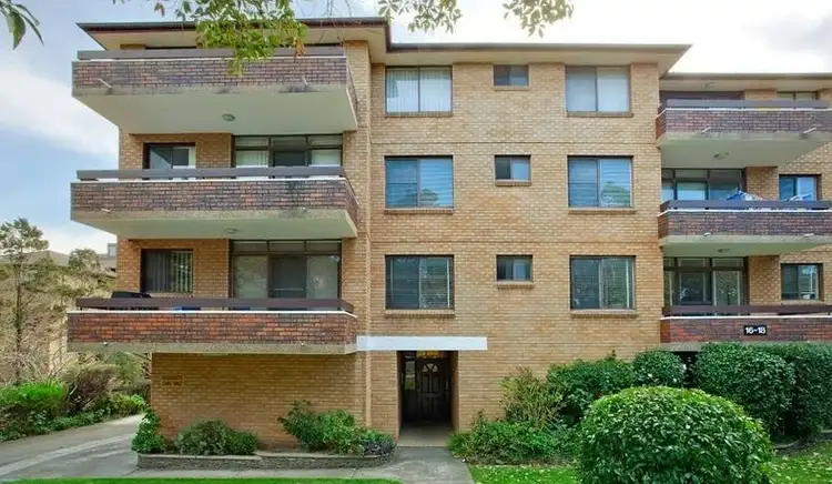 Main view of Homely unit listing, 2/16-18 Austral Street, Penshurst NSW 2222