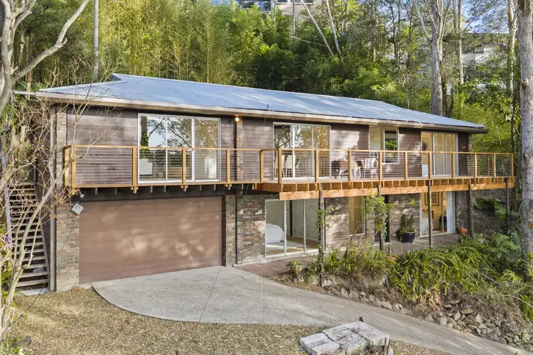 12 Lowanna Place