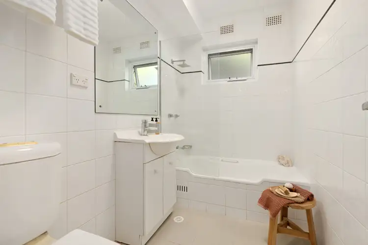 Fourth view of Homely apartment listing, 2/11 Cormack Street, Balgowlah NSW 2093