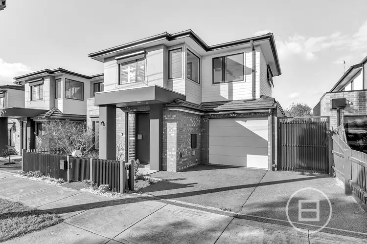 Main view of Homely townhouse listing, 40 Summit Avenue, Oak Park VIC 3046
