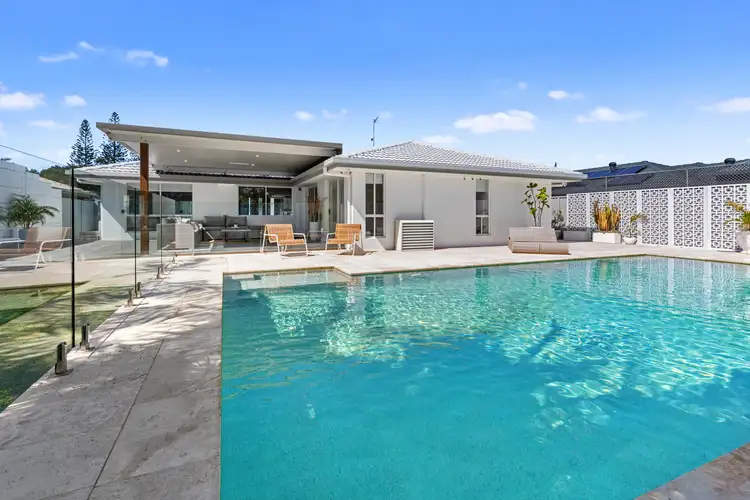 92 Cassowary  Drive, Burleigh Waters QLD 4220