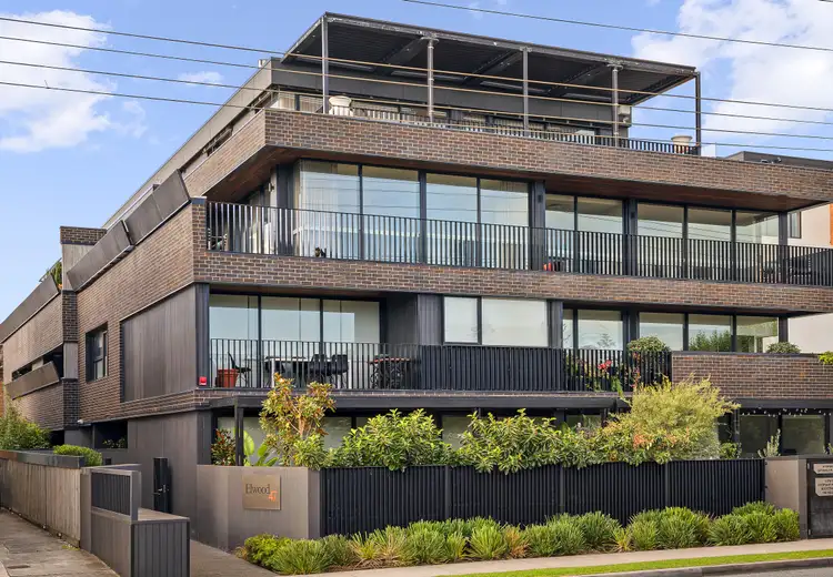 103/47 Ormond Esplanade, Elwood VIC 3184
