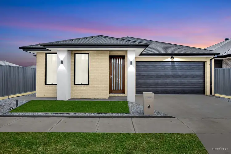 10 Hertford Place, Strathtulloh VIC 3338