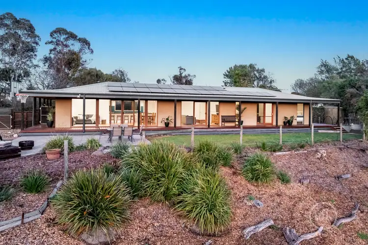 150 School Road, St Andrews VIC 3761