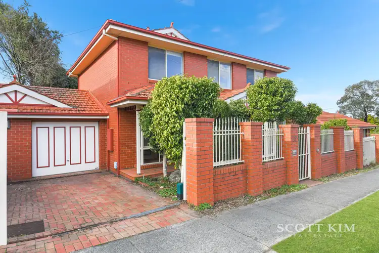 27 Munro Avenue, Mount Waverley VIC 3149