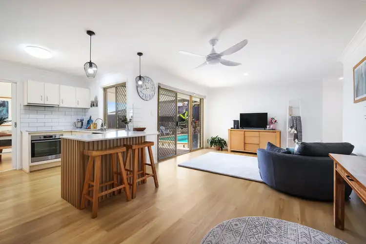 32 Catchlove Street, Maudsland QLD 4210