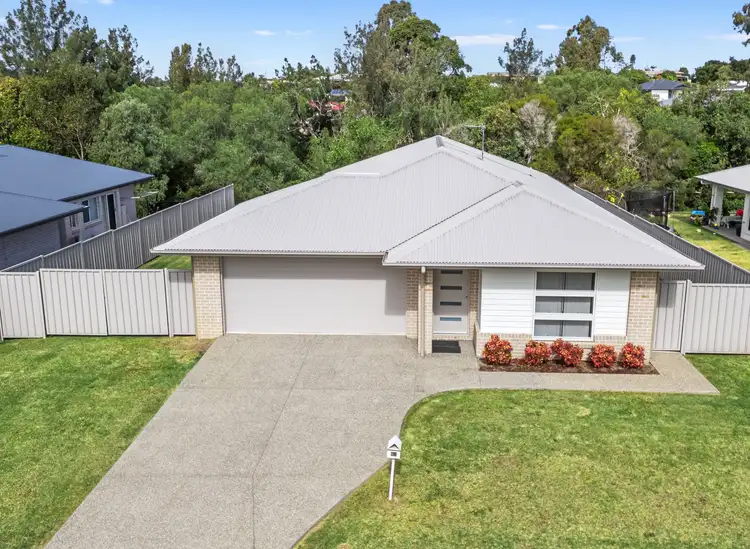 21 Kensington Drive, Southside QLD 4570