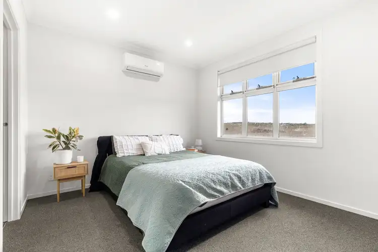 Fifth view of Homely house listing, 25 Kasai Walk, Truganina VIC 3029