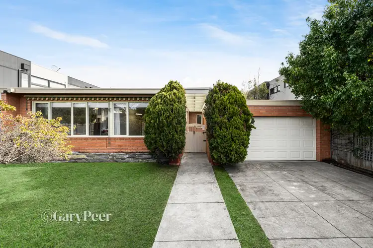 21 Kooyong Road