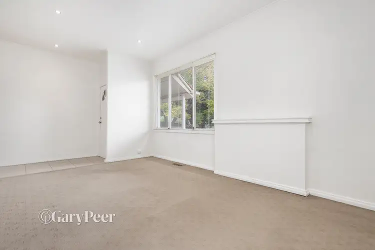 Fifth view of Homely house listing, 32 Simmonds Street, Hughesdale VIC 3166