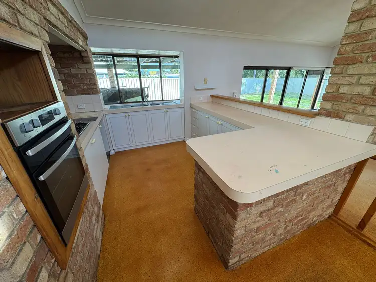 4 Cook Place, Australind WA 6233