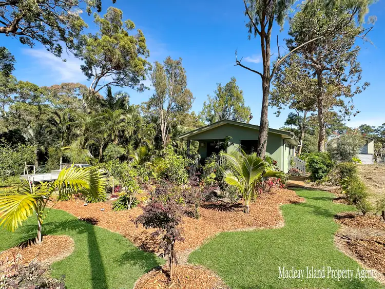 3 President Terrace, Macleay Island QLD 4184