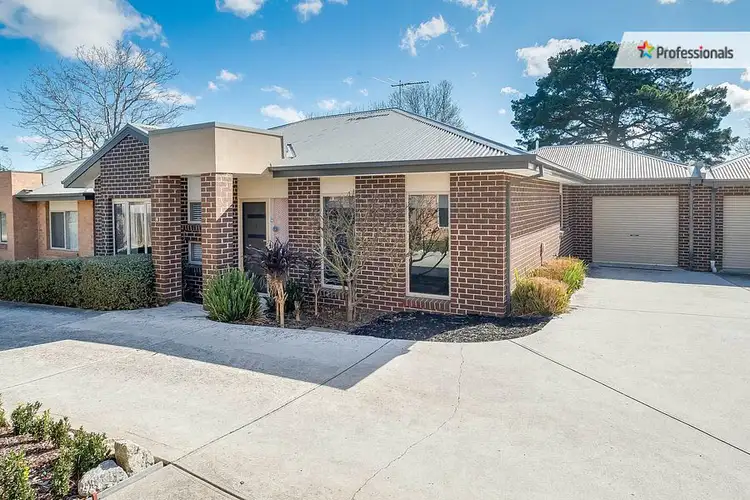 2/4 Maida Avenue, Bayswater VIC 3153