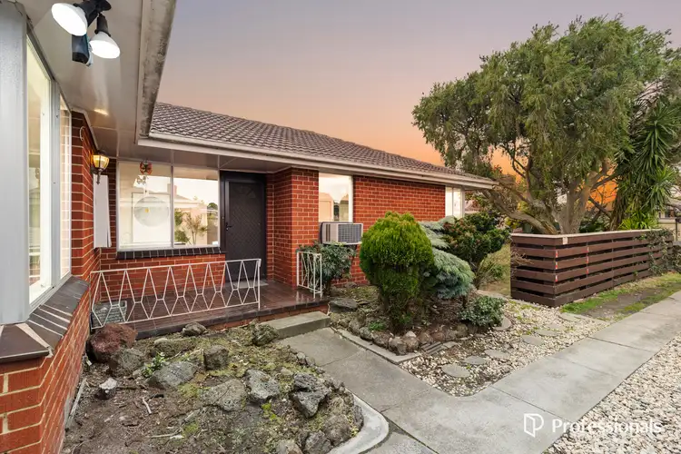 10 Laurus Court