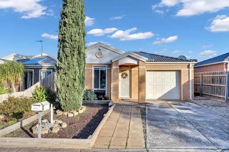 11 Granholm Grove