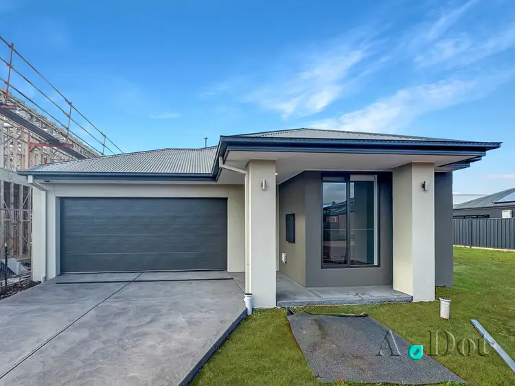 6 Carding Street, Truganina VIC 3029