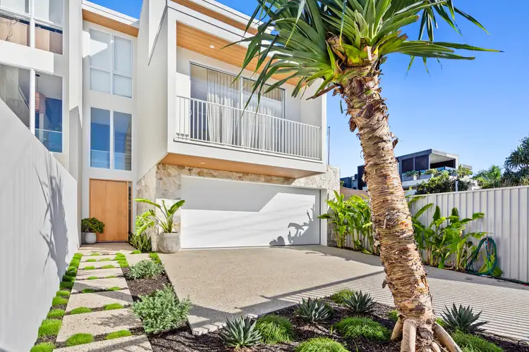 2/16 Boodera Road, Palm Beach QLD 4221