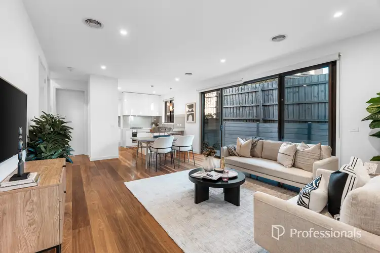 22 Adrienne Crescent