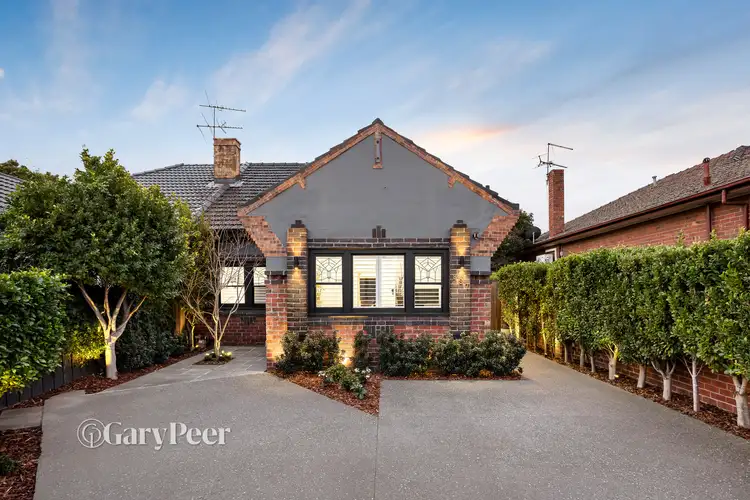 887 Glen Huntly Road