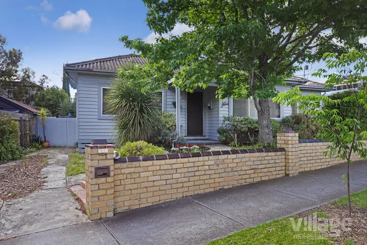 301 Nicholson Street