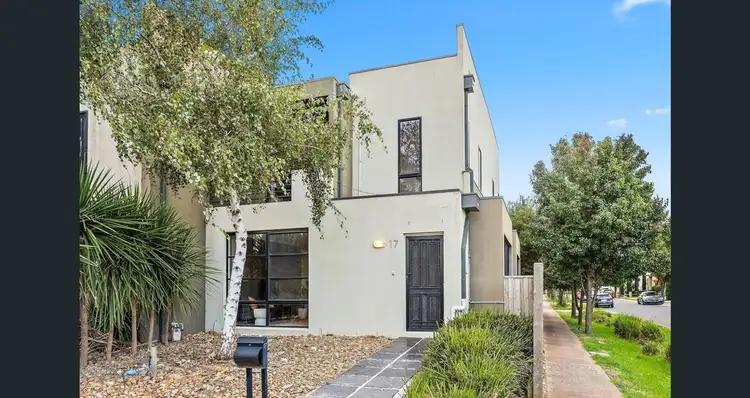 17 Swamphen Drive, Williams Landing VIC 3027