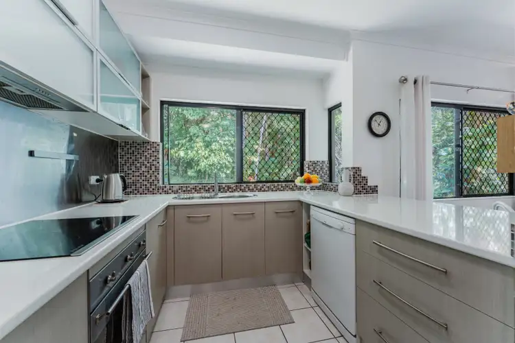 Sixth view of Homely unit listing, 10/319 Severin Street, Parramatta Park QLD 4870