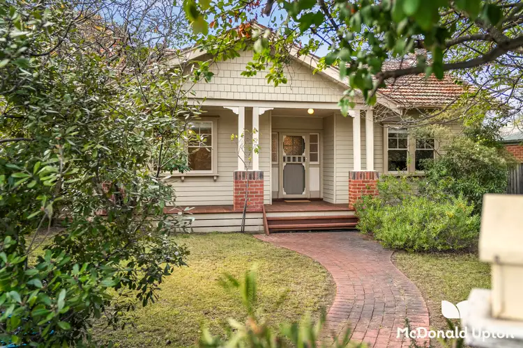 42 McCracken Street, Essendon VIC 3040