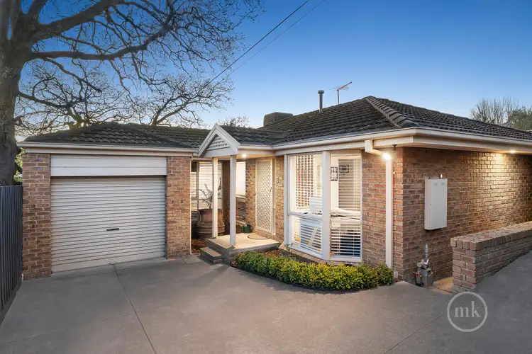 Main view of Homely unit listing, 2/9 Hodgson Street, Heidelberg VIC 3084