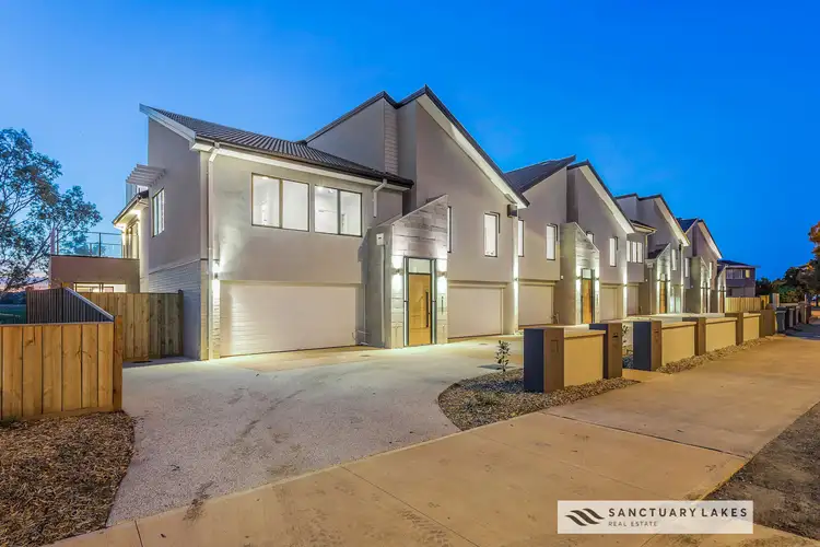 210 Sanctuary Lakes North Boulevard, Sanctuary Lakes VIC 3030